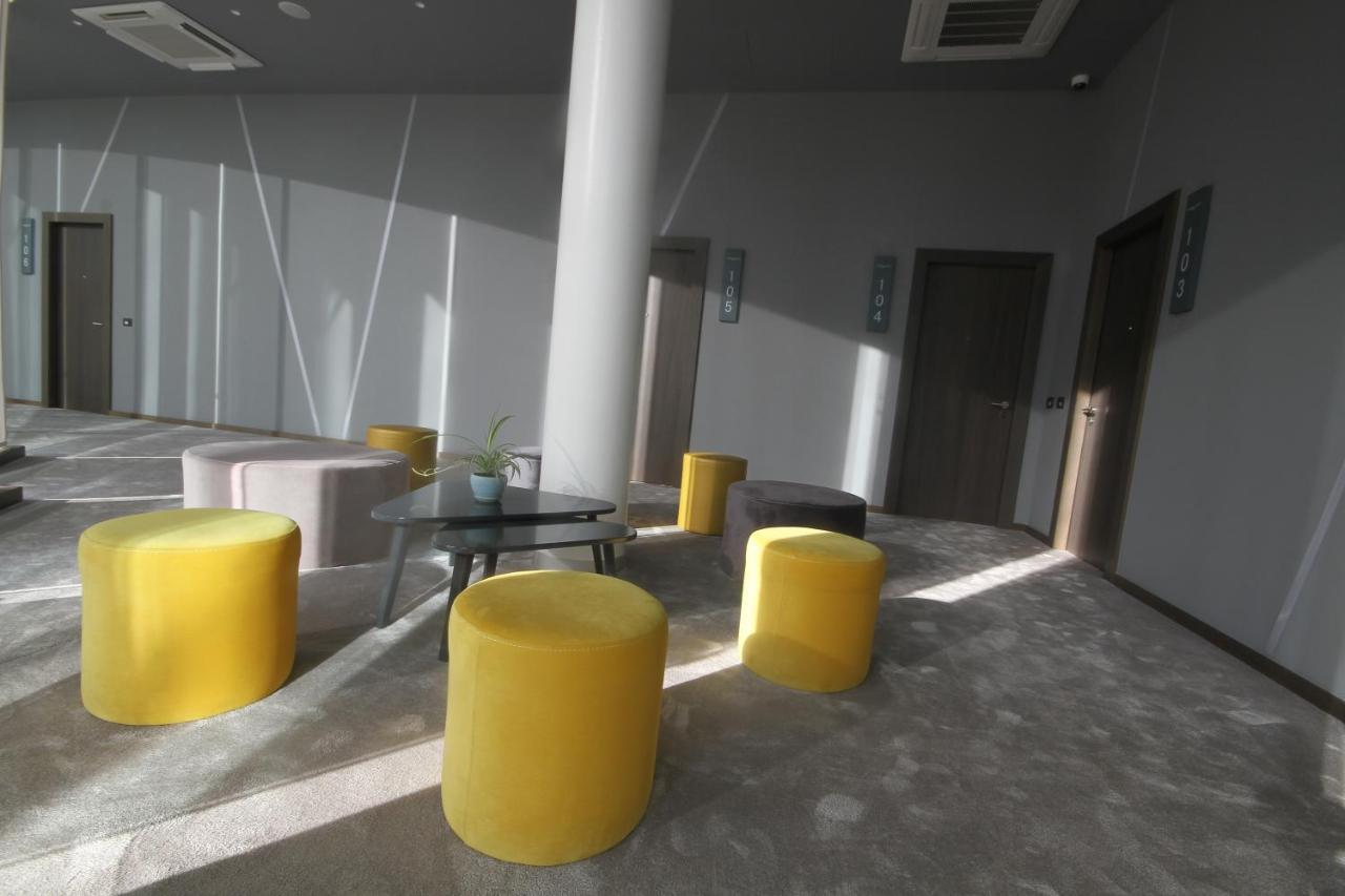 Albes Hotel 费里 外观 照片