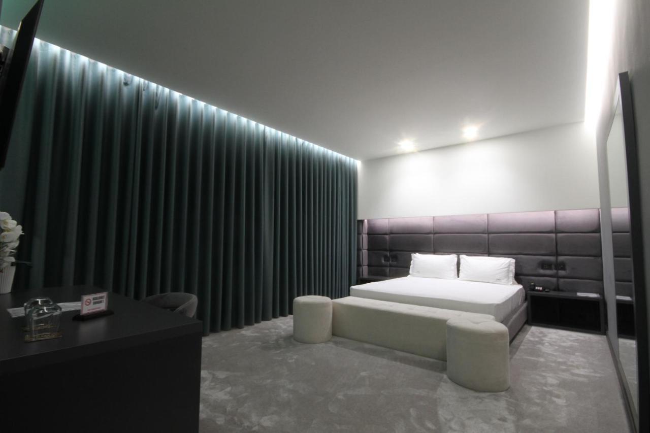 Albes Hotel 费里 外观 照片
