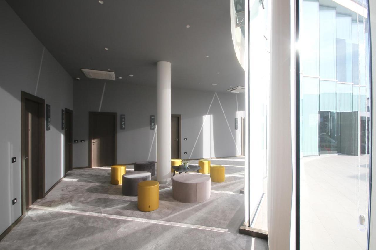 Albes Hotel 费里 外观 照片