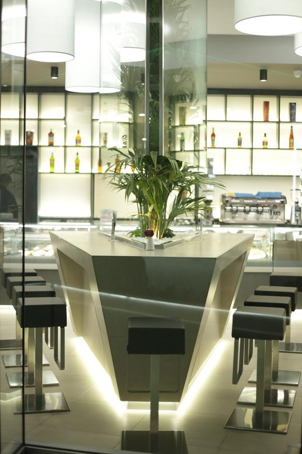 Albes Hotel 费里 外观 照片
